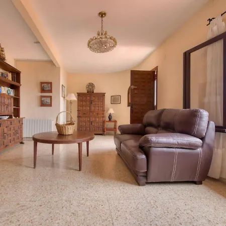 Marieta Villa